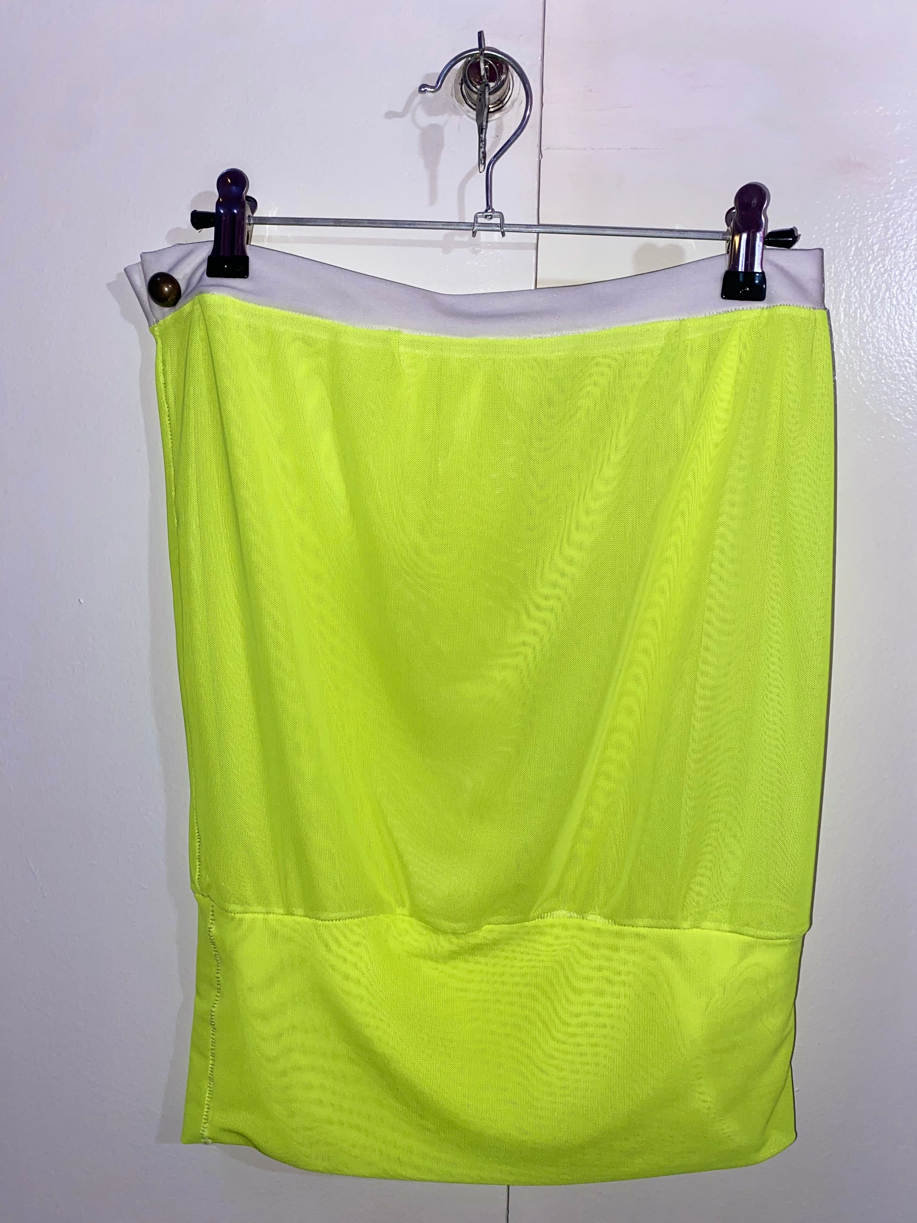 blusa neon