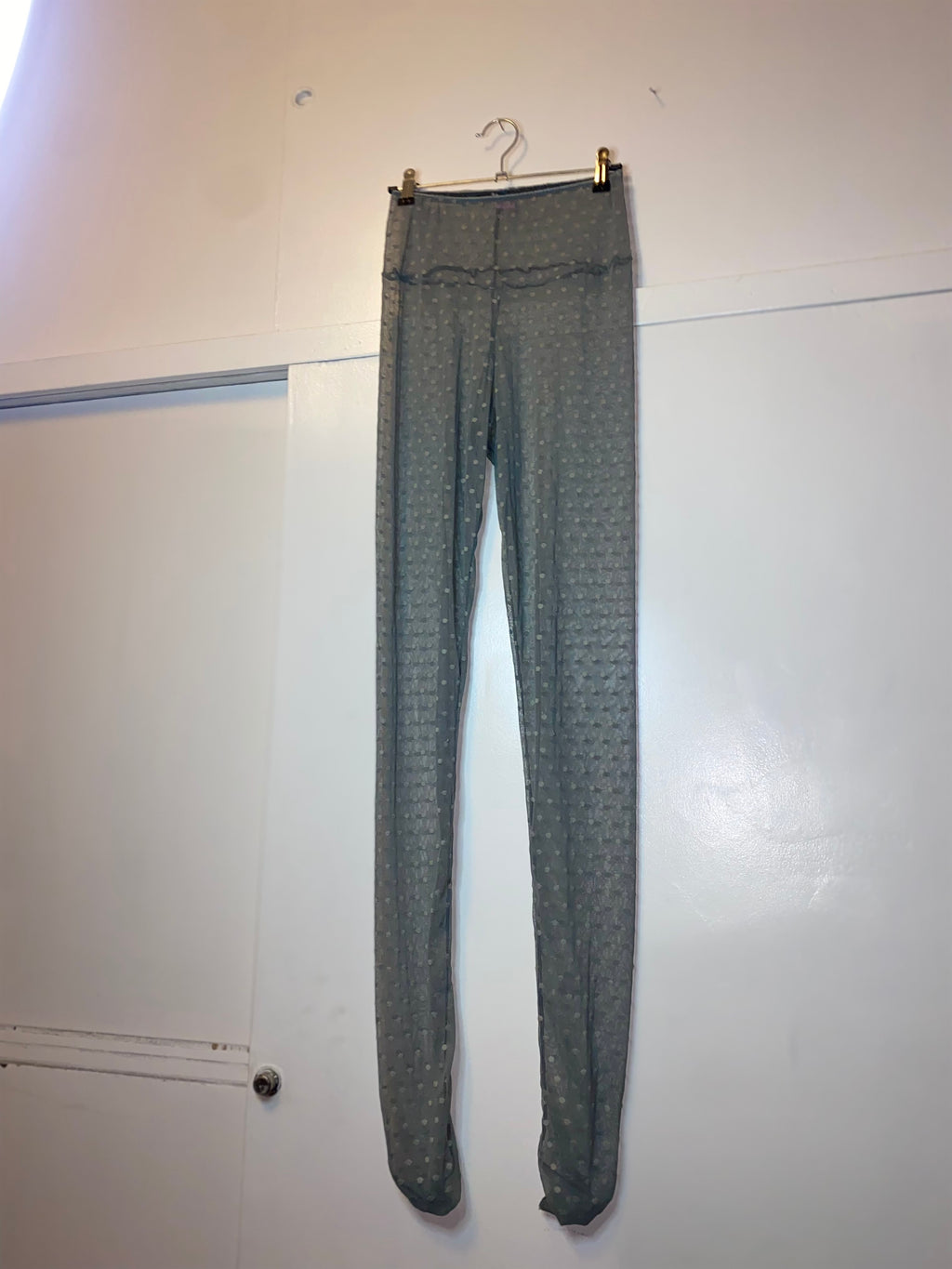 medias polka grises