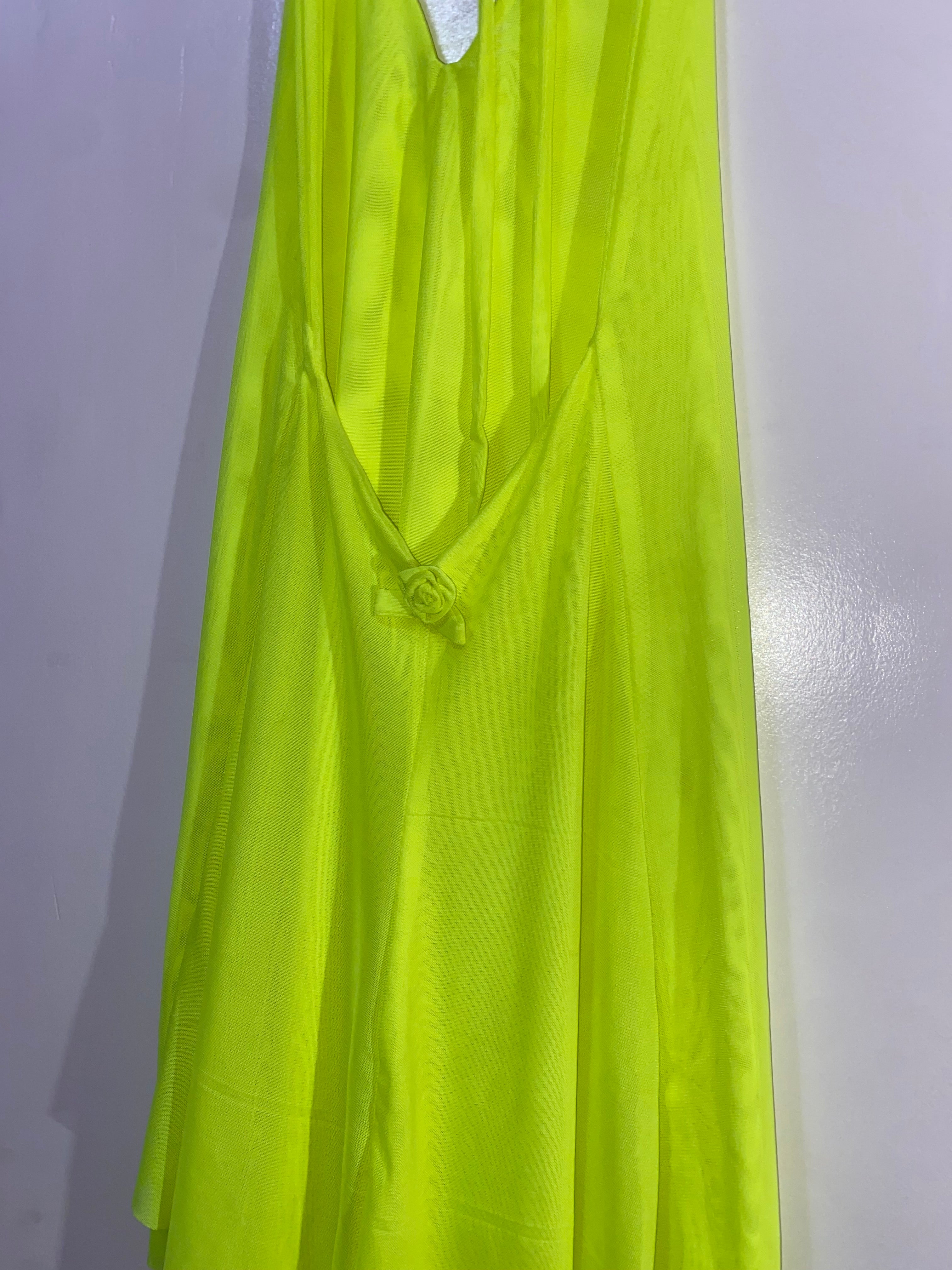 vestido rositas neon